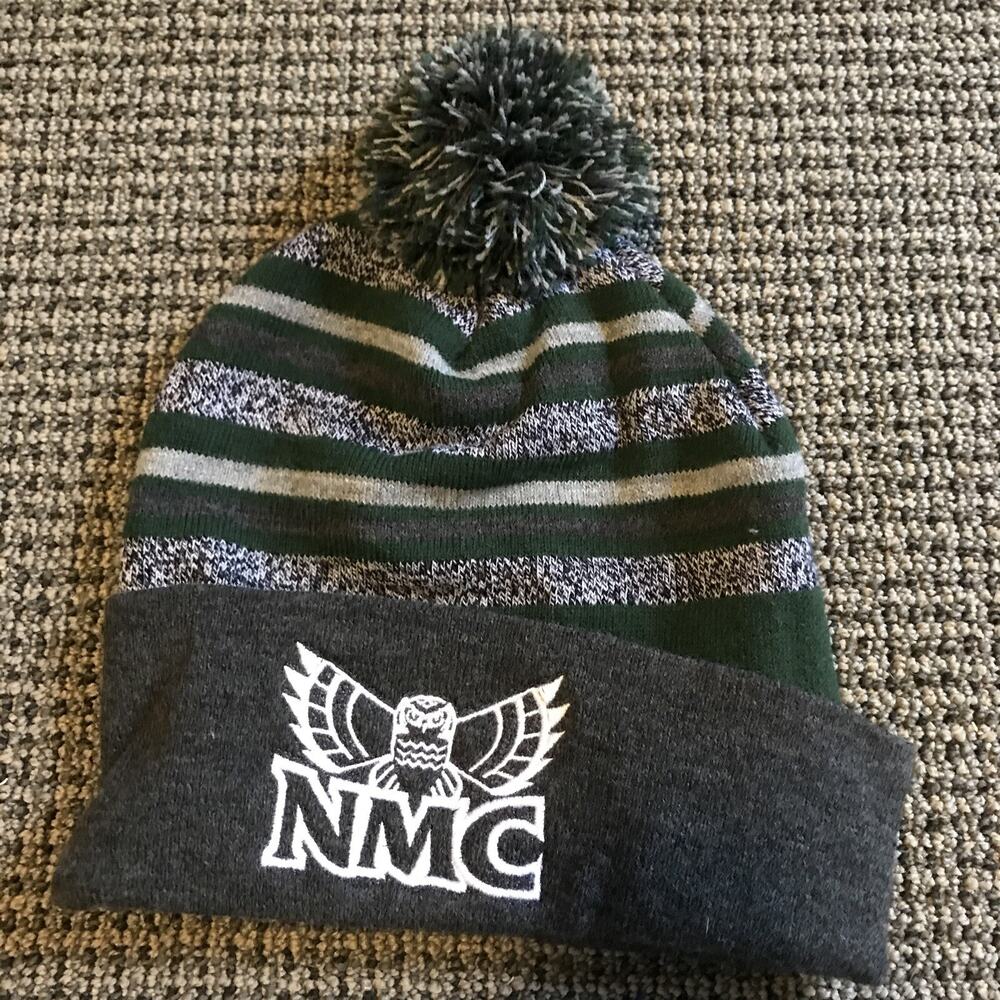 NW Michigan college HawkOwls Beanie EUC (college‎ has closed)